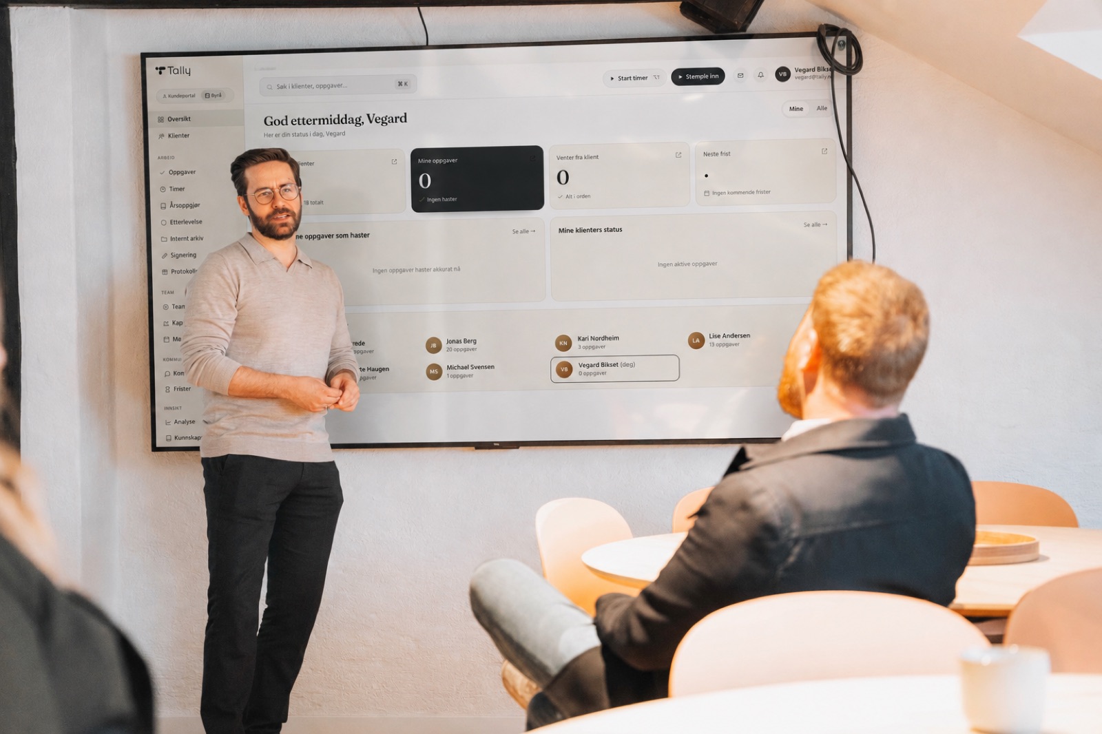 Presentasjon på kontoret